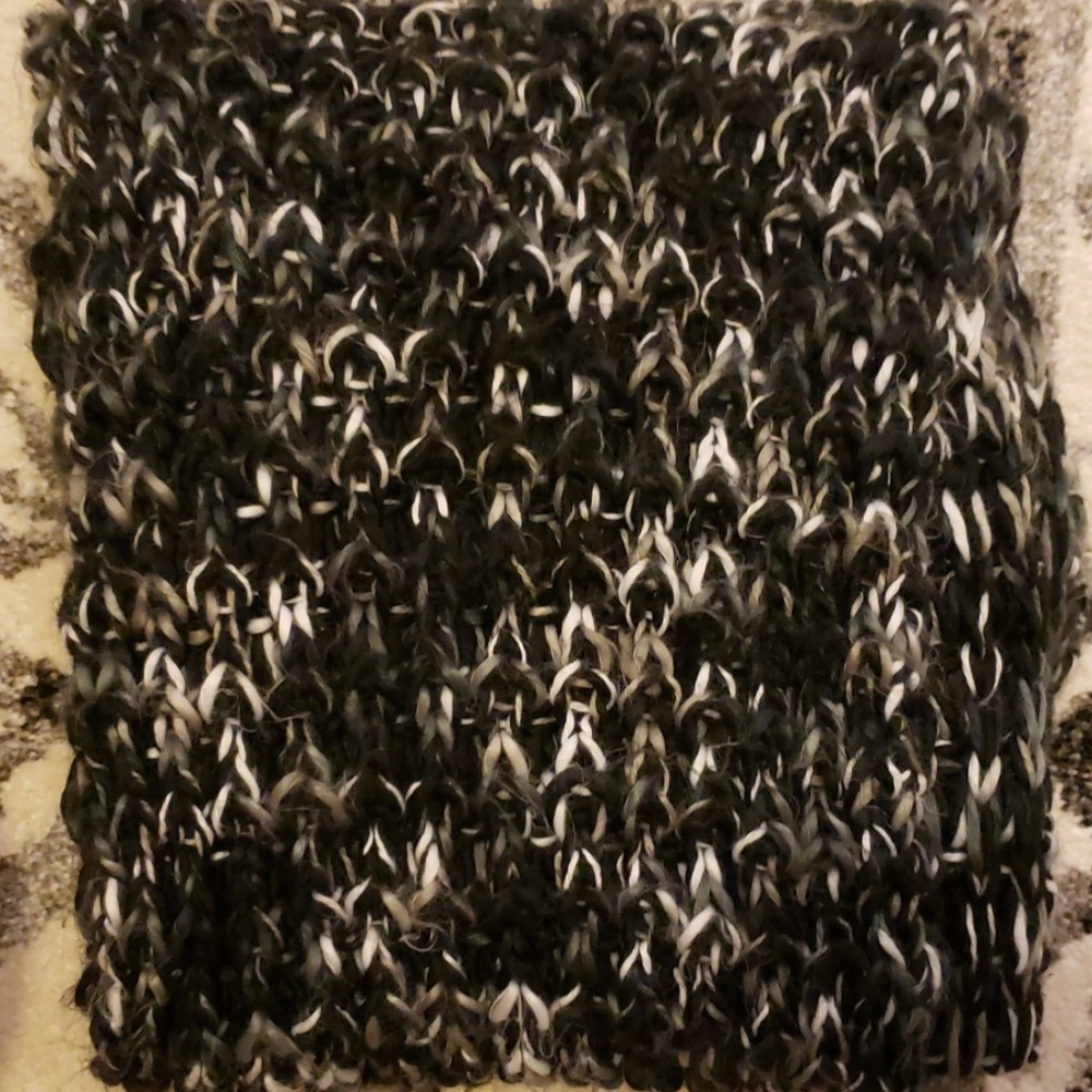 Oversized knitted scarf